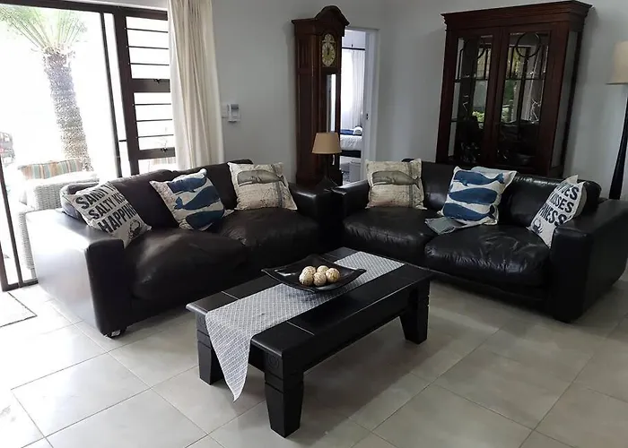 4 Bedroom House With Lovely Sea Views.