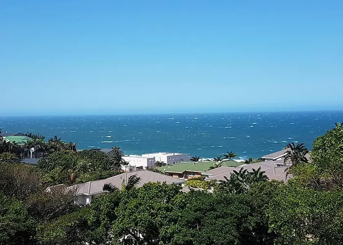 4 Bedroom House With Lovely Sea Views.