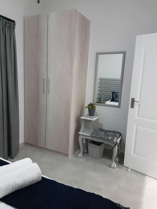 4 Bedroom House With Lovely Sea Views. * Ballito